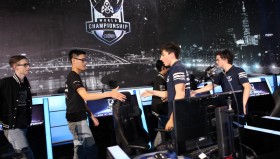 英雄联盟全球总决赛瑞士轮结束，八强队伍诞生！JDG领跑最新夺冠赔率